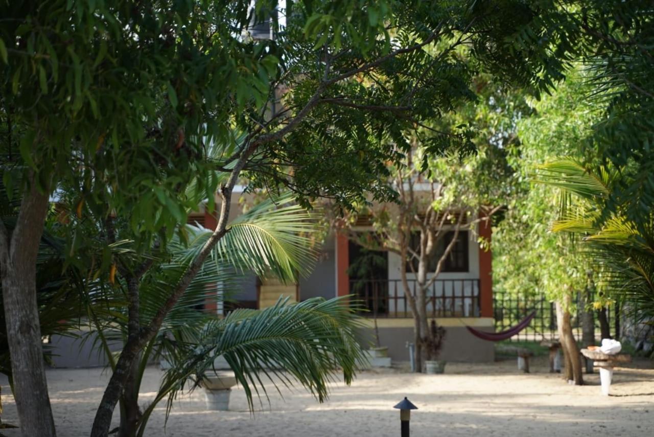טנגלה Aloha Beach Resort מראה חיצוני תמונה